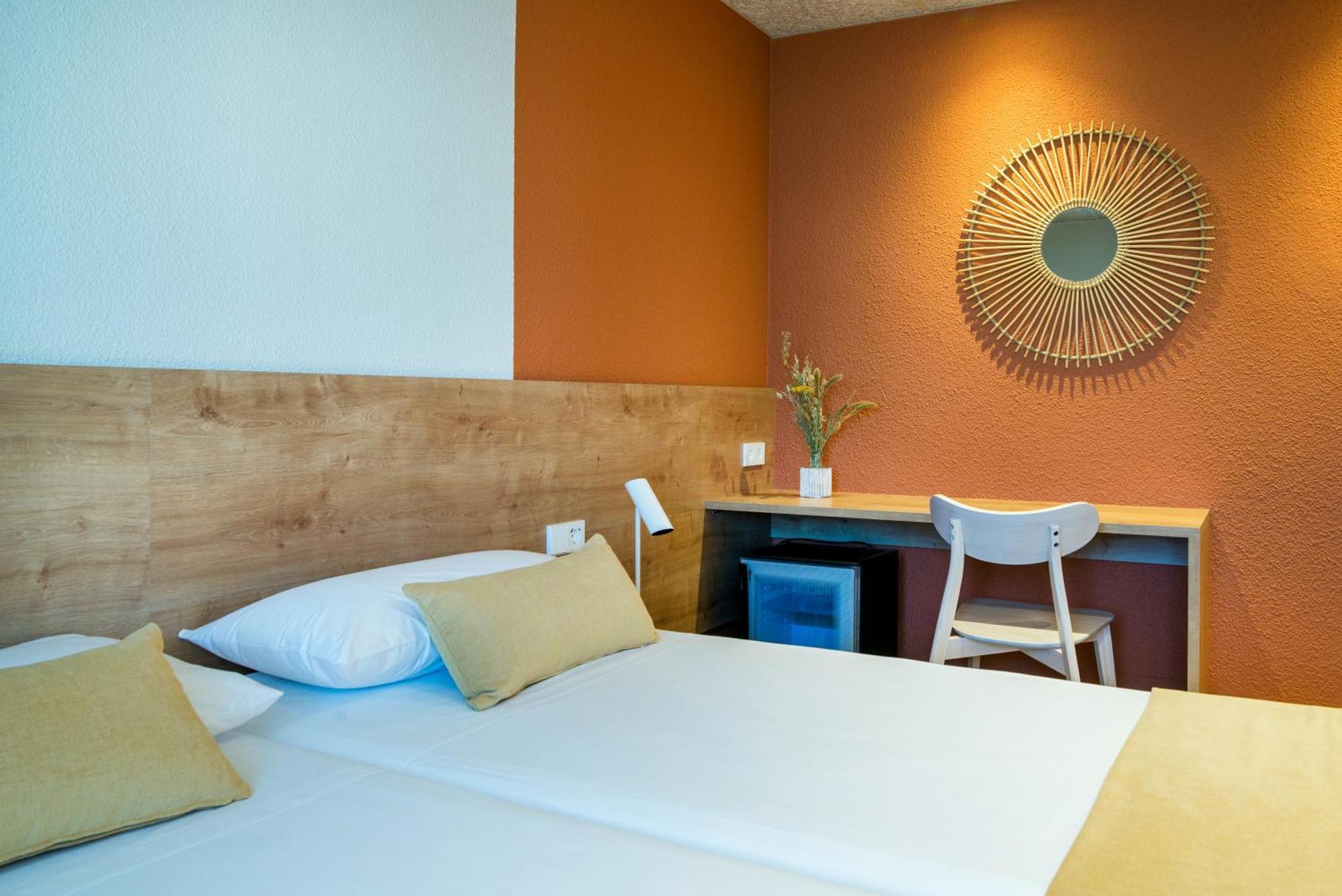 Hostal Barris Пальс Экстерьер фото